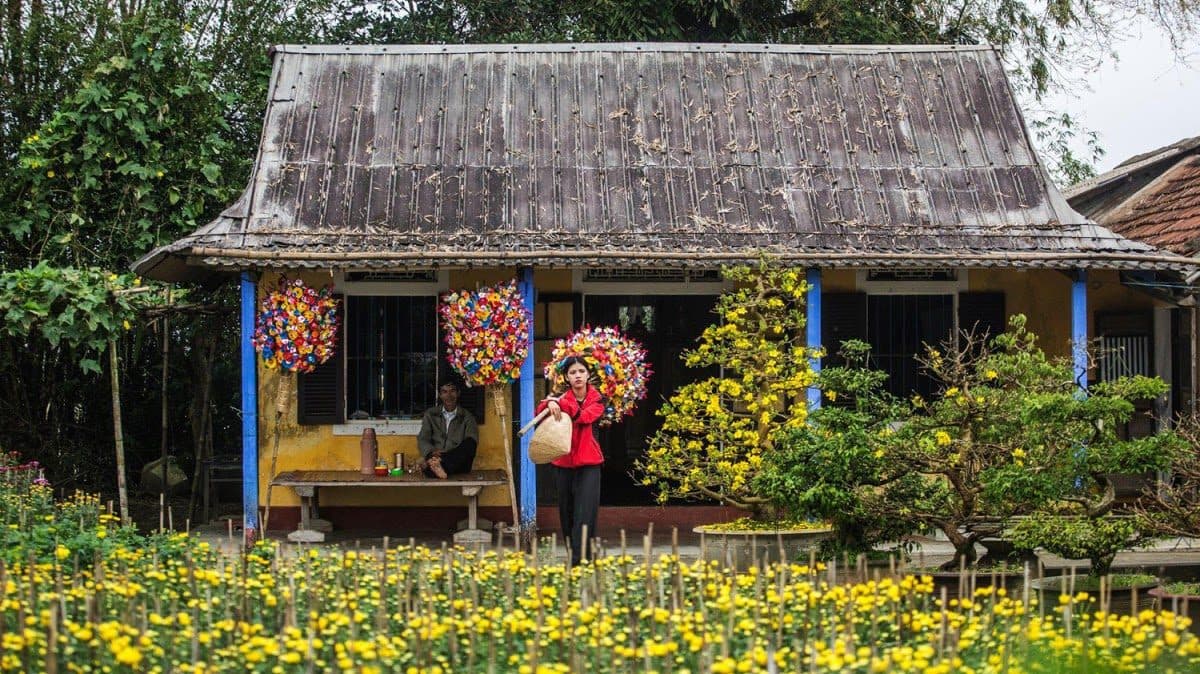 Nhà nghệ nhân Thân Văn Huy